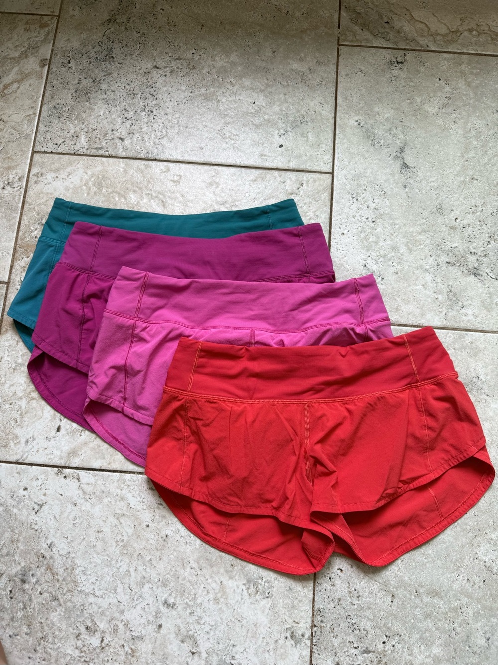 Lululemon Speed Up Low-Rise Lined Short 2.5"